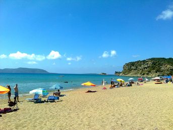 Mavrovouni Beach 400 m far